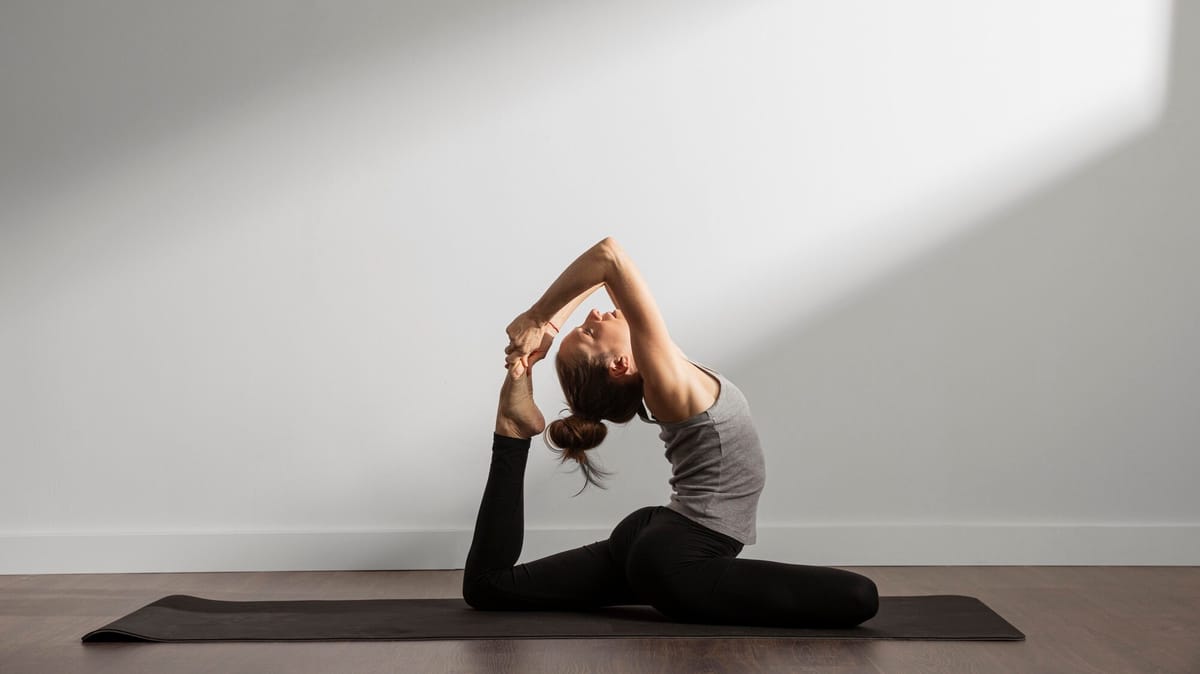 Nasıl Yoga Eğitmeni Olunur? 5 Adımda Yoga Eğitmenliği Rehberi
