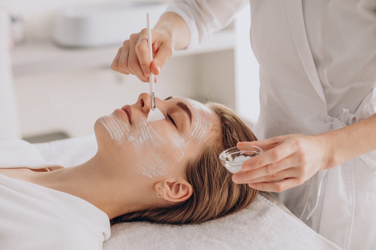 Güzellik Salonlarında En Çok Yapılan 5 Randevu Hatası (Siz de Yapıyor Olabilirsiniz)