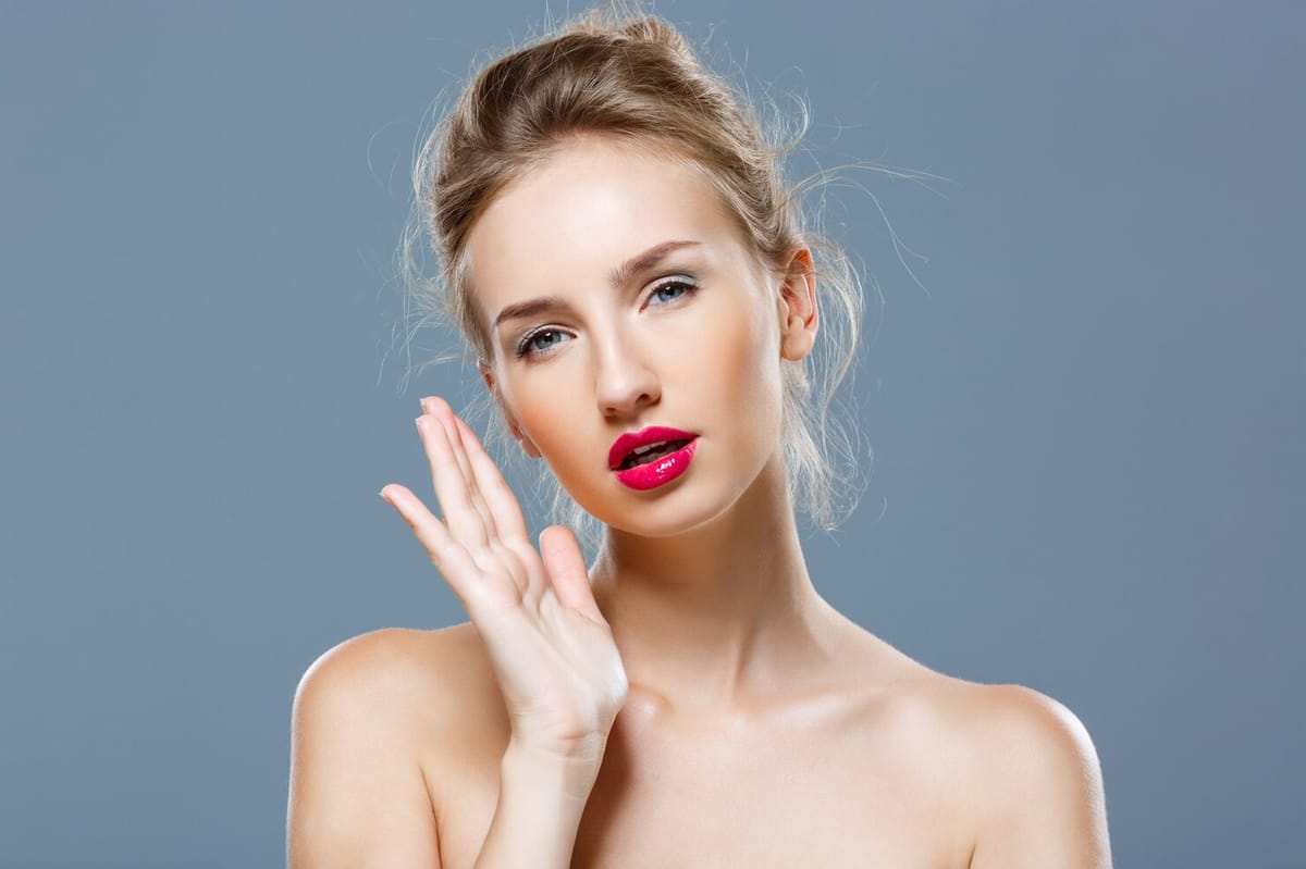 Yaz Aylarında Lazer Epilasyon Güvenli mi? Antalya İkliminde Dikkat Edilmesi Gerekenler